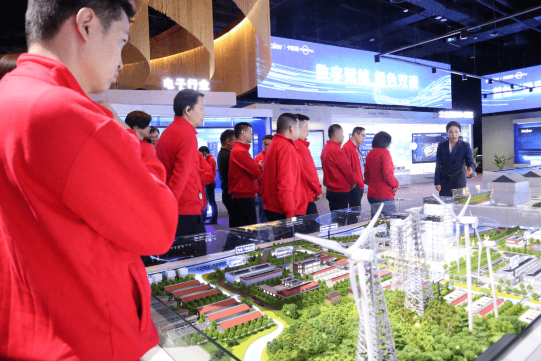 走進海爾中央空調互聯(lián)工廠 文化驅動企業(yè)創(chuàng)新